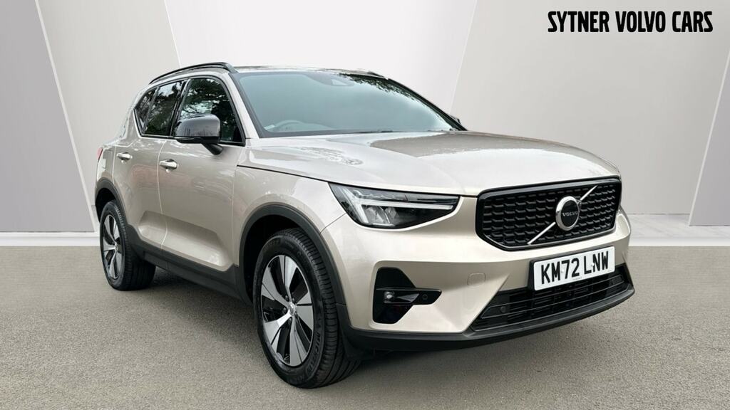 Compare Volvo XC40 1.5 T4 Recharge Phev Plus KM72LNW Silver