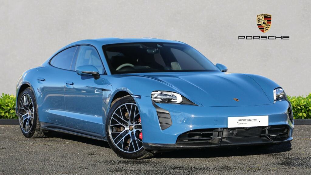 Compare Porsche Taycan 440Kw Gts 93Kwh DE23OZO Blue