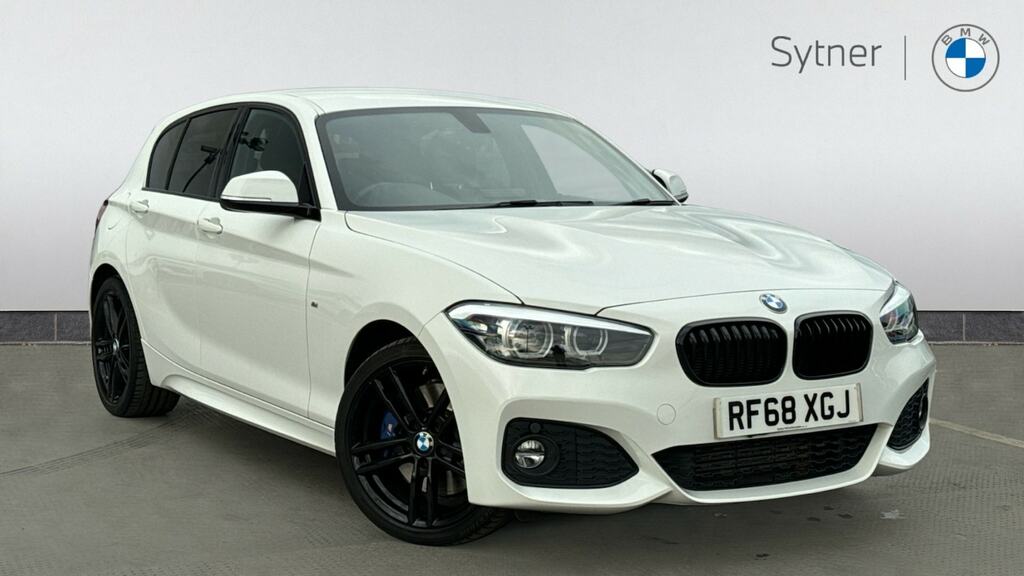 Compare BMW 1 Series 118D M Sport Shadow Edition RF68XGJ White