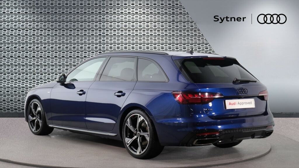 Compare Audi A4 Avant 35 Tfsi Black Edition S Tronic Comfortsound SJ73LCW Blue