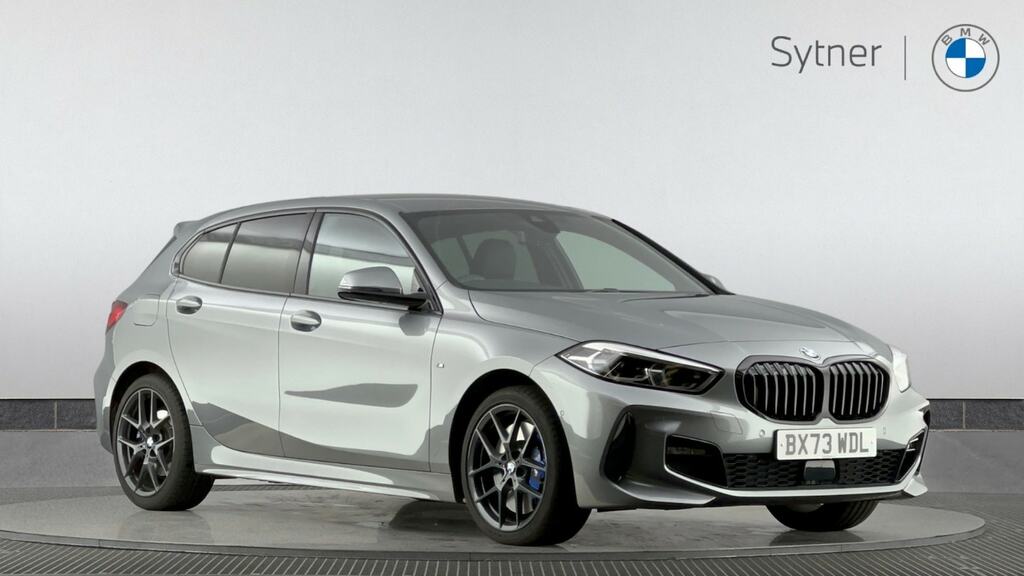 Compare BMW 1 Series 118I M Sport BX73WDL Grey