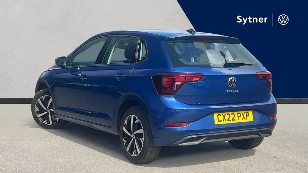 Compare Volkswagen Polo 1.0 Tsi Life CX22PXP Blue