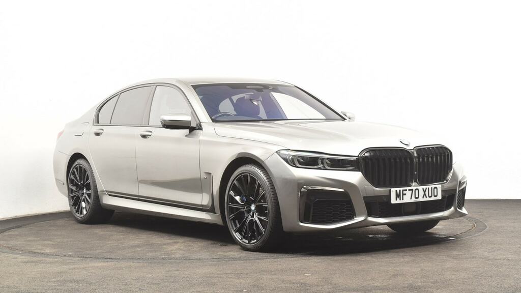 Compare BMW 7 Series 730D M Sport MF70XUO Grey