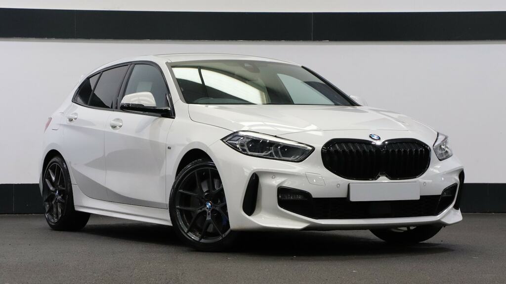 Compare BMW 1 Series 118I 136 M Sport Pro Pack FH71LCN White