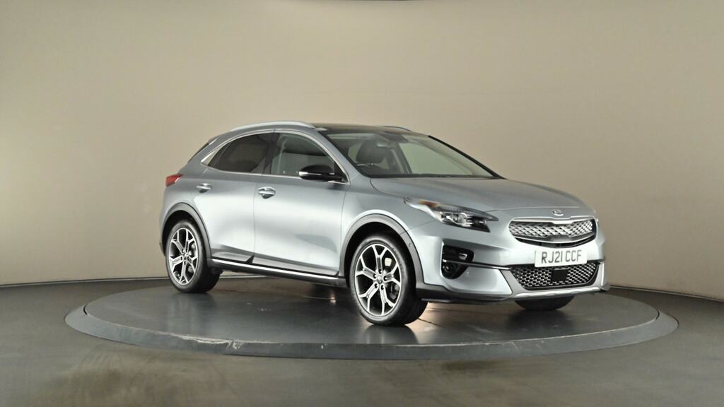 Compare Kia Xceed 1.6 Gdi Phev First Edition Dct RJ21CCF Silver