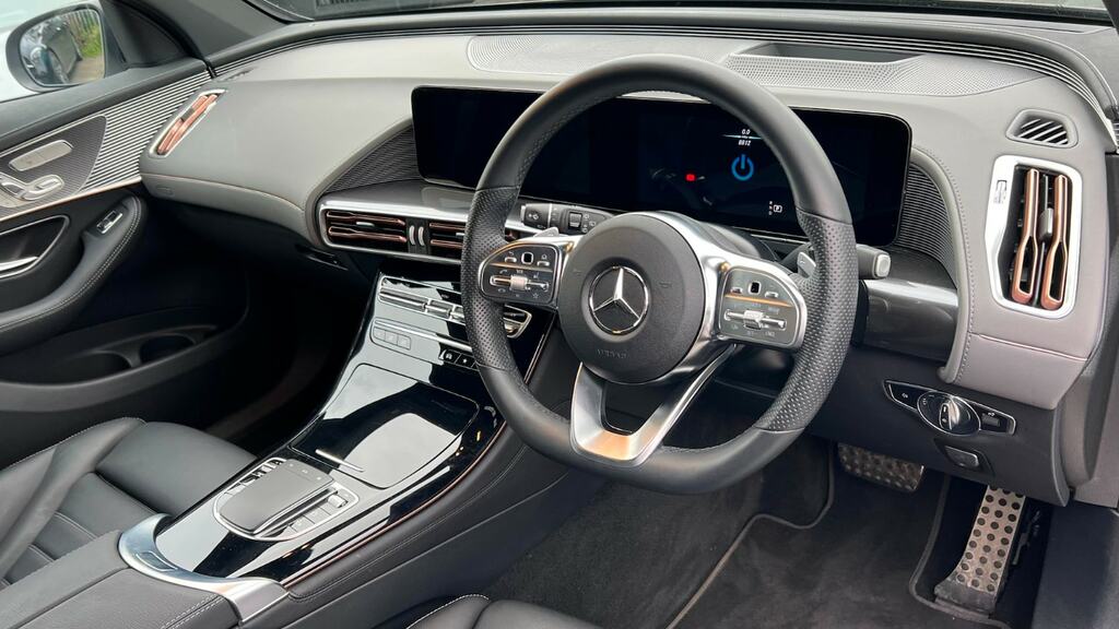 Mercedes-Benz EQC Eqc 400 300Kw Amg Line Premium Plus 80Kwh Black #1
