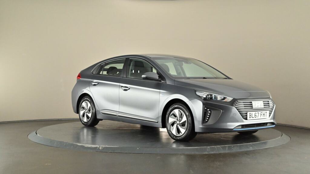 Compare Hyundai Ioniq 1.6 Gdi Hybrid Se Dct BL67FHT Grey