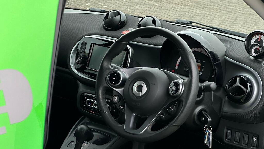Smart Fortwo Cabrio 60Kw Drive Prime Premium 17Kwh Black #1