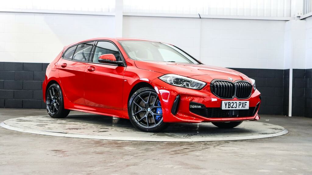 Compare BMW 1 Series 118I 136 M Sport Step Lcppro Pk YB23PXF Red