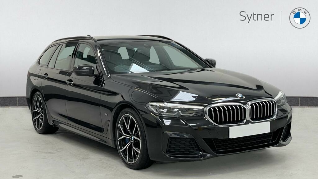 Compare BMW 5 Series 530D Xdrive Mht M Sport EN70ZZW Black