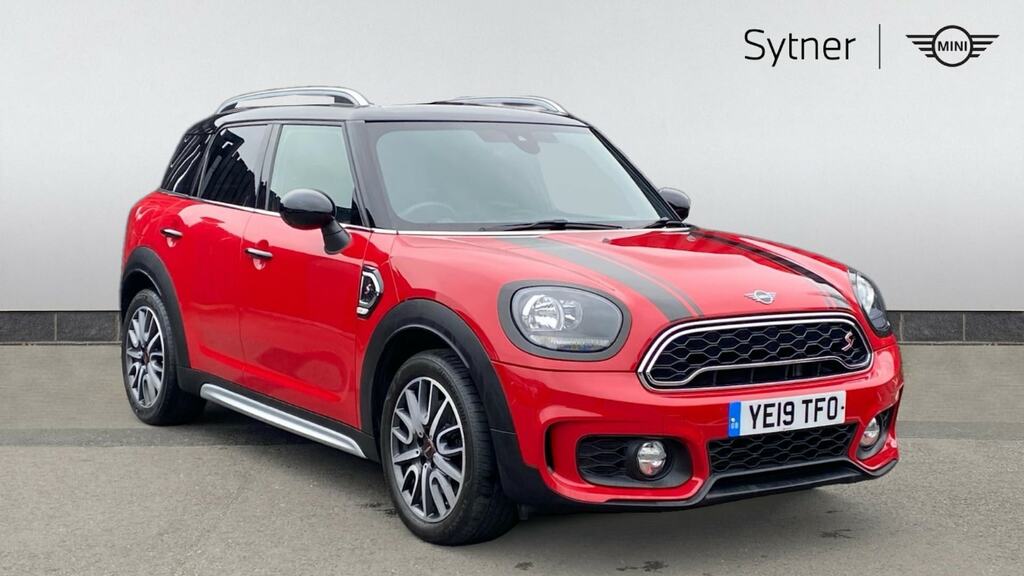 Compare Mini Countryman 2.0 Cooper S Sport Comfort Pack YE19TFO Red