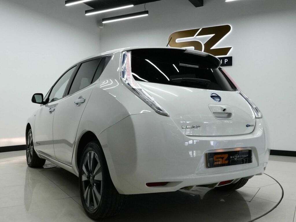 Compare Nissan Leaf Hatchback LM65GOU White