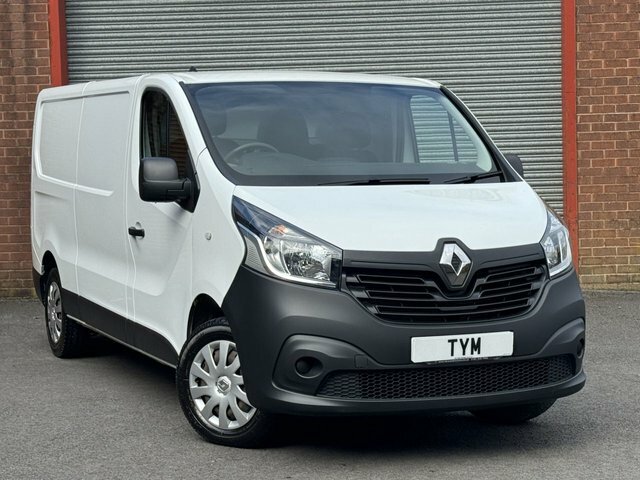 Compare Renault Trafic 1.6 Ll29 Business Plus Dci 120 Bhp LC19EKN White