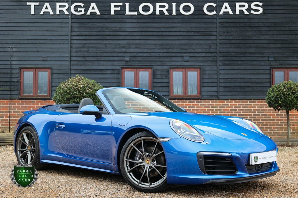 Compare Porsche 911 911 Carrera 4 OW66SXO Blue