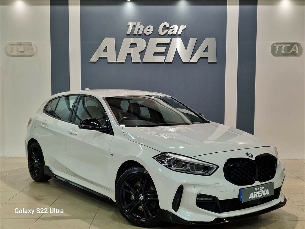 Compare BMW 1 Series Hatchback YG70WGY White