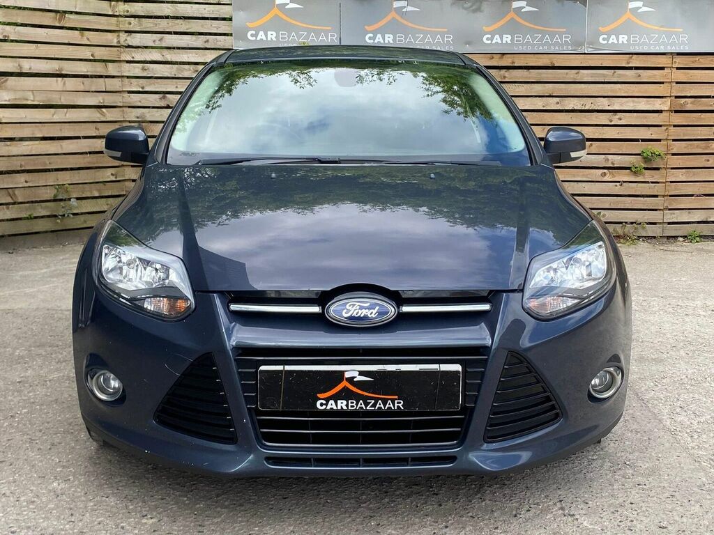 Compare Ford Focus Hatchback FN14OLE Grey