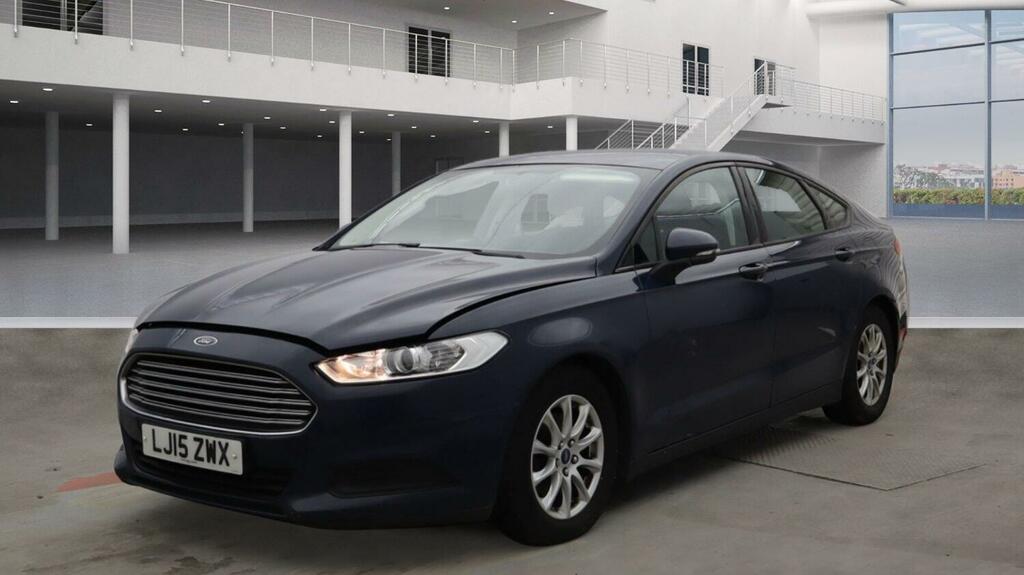 Compare Ford Mondeo Mondeo Style Econetic Tdci LJ15ZWX Blue