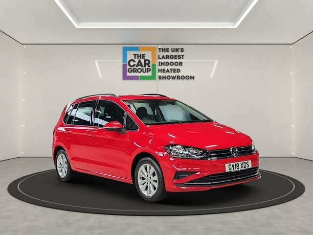 Compare Volkswagen Golf Golf Sv Se Tsi Bluemotion GY18XDS Red
