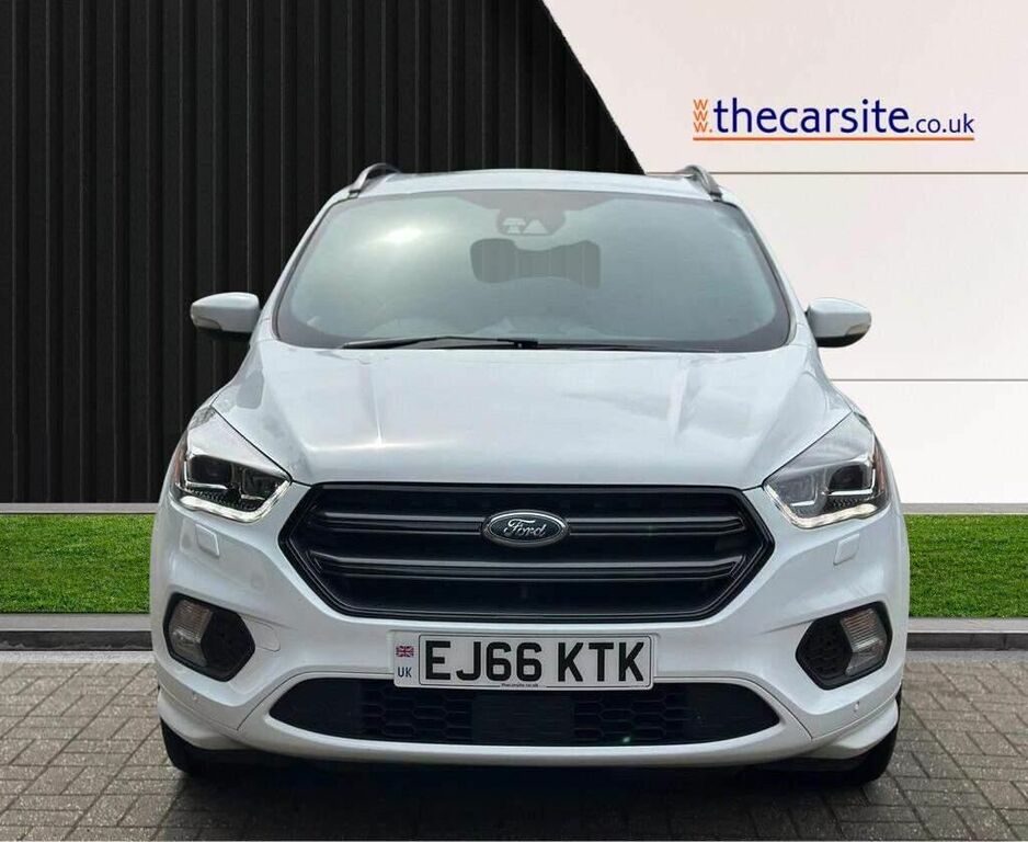 Compare Ford Kuga 4X4 1.5T Ecoboost St-line Awd Euro 6 Ss EJ66KTK White