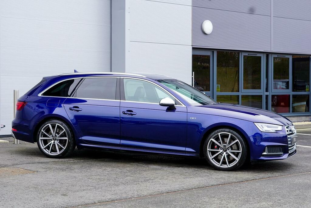 Compare Audi S4 Estate P25JPD Blue