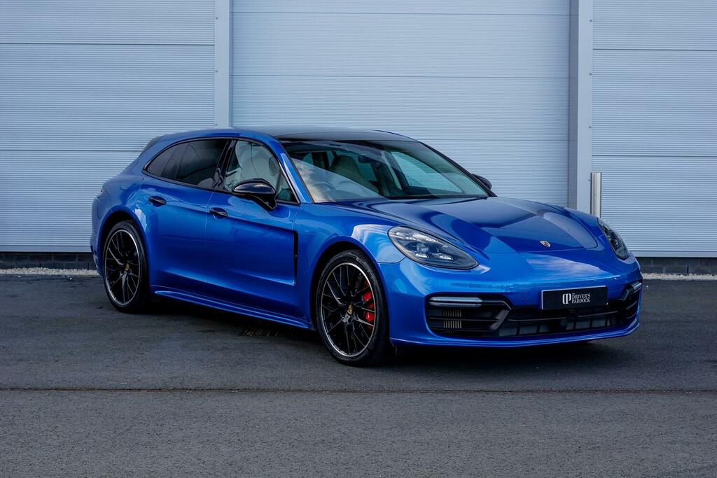 Compare Porsche Panamera Estate RK67VVR Blue