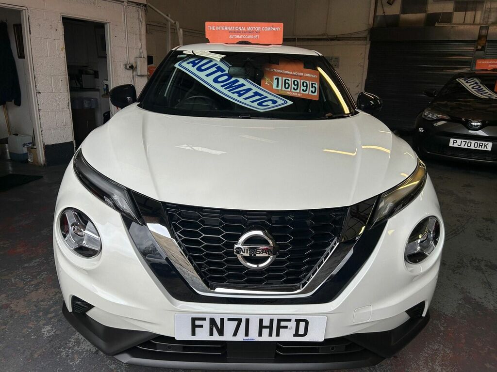 Compare Nissan Juke Suv 1.0 Dig-t N-connecta Dct Euro 6 Ss FN71HFD White