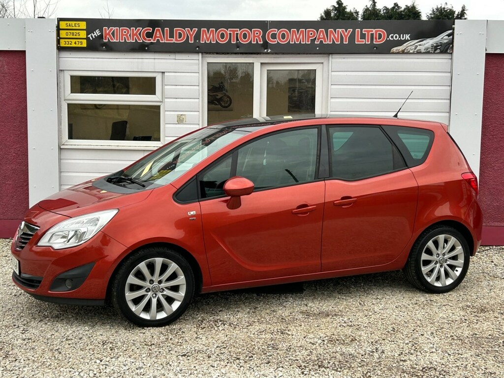 Compare Vauxhall Meriva 1.4I 16V Se Panoramic Roof Bluetooth With M SD63VJM Red