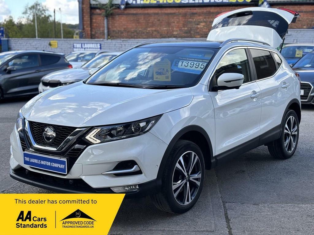 Compare Nissan Qashqai 1.3 Dig-t N-connecta Euro 6 Ss DS20RYY White