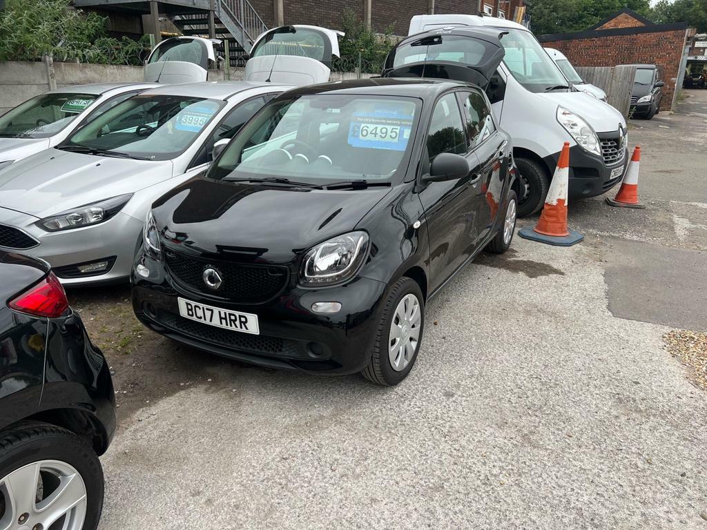 Compare Smart Forfour 1.0 Pure Euro 6 Ss BC17HRR Black