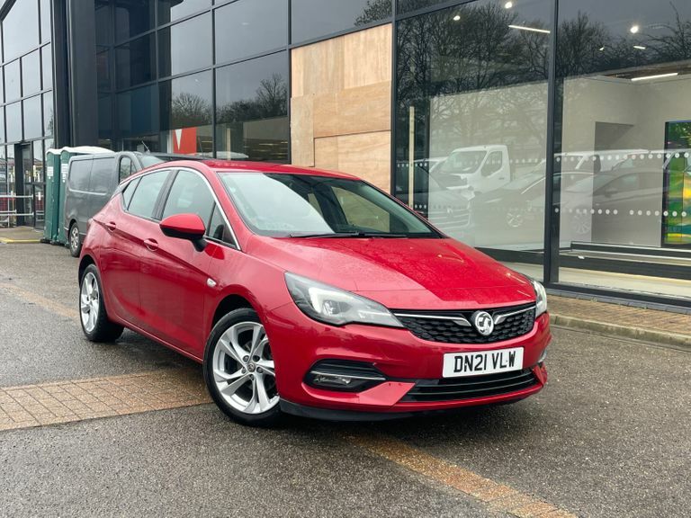Compare Vauxhall Astra 1.2 Turbo Sri Hatchback Euro 6 DN21VLW Red