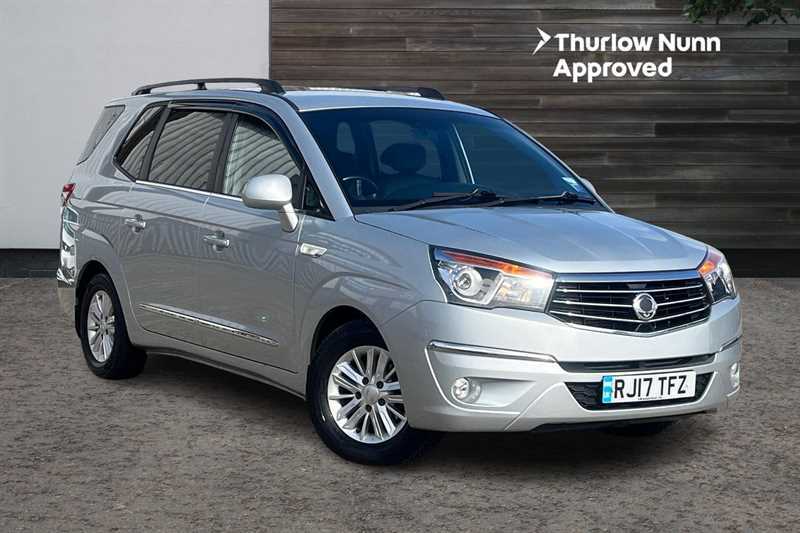 SsangYong Turismo 2.2D Ex Mpv T-tronic Euro 6 178 Ps Silver #1
