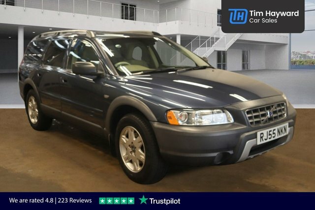 Compare Volvo XC70 2.4 D Se 163 Awd Exceptional Example One RJ55NKN Blue