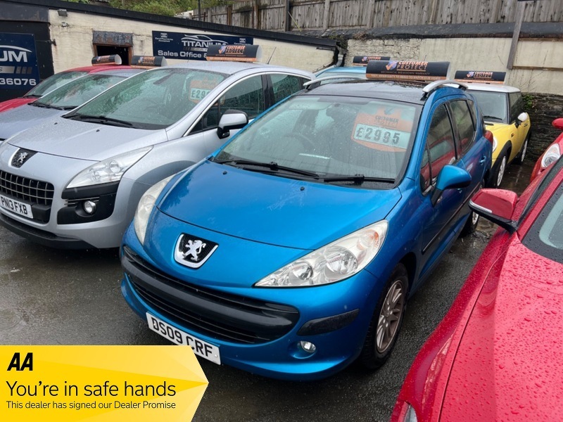 Compare Peugeot 207 SW 207 S Sw DS09CRF Blue