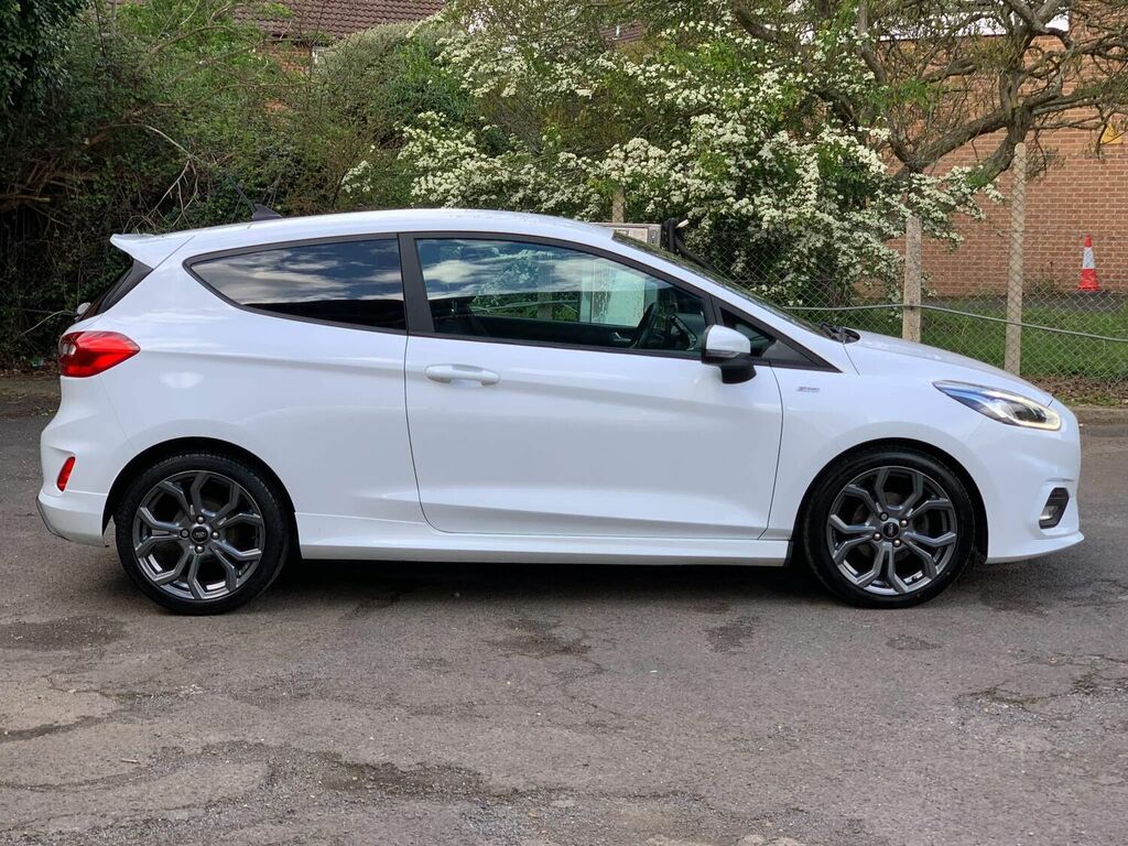 Compare Ford Fiesta Hatchback 1.0T Ecoboost Mhev St-line Edition Euro EJ20FYM White