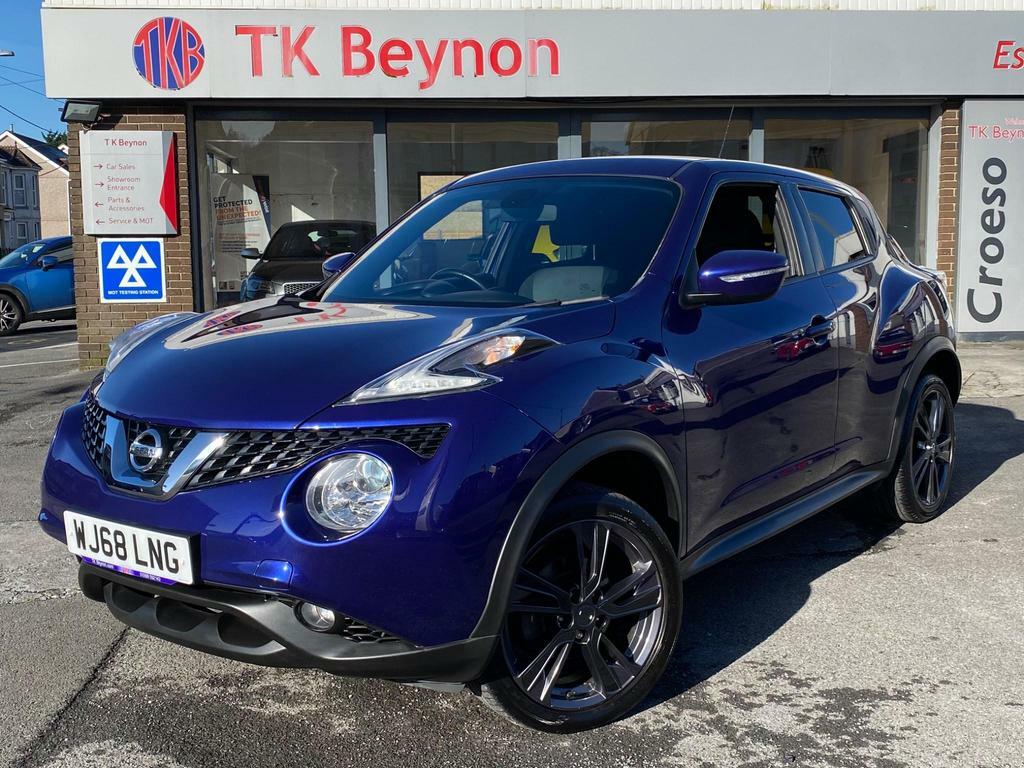 Compare Nissan Juke N-connecta Dci WJ68LNG Blue