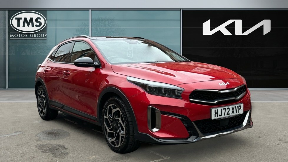 Compare Kia Xceed 1.5 T-gdi Isg Gt-line S HJ72XVP Red