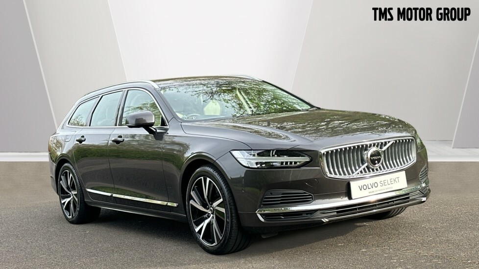 Compare Volvo V90 Recharge Plus, T6 Awd Plug-in Hybrid, KR72LGN Grey