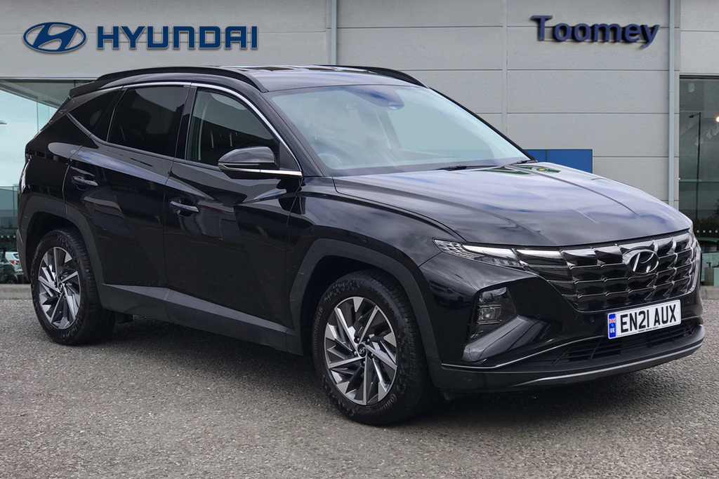 Compare Hyundai Tucson 1.6 T Gdi Premium Suv EN21AUX Black