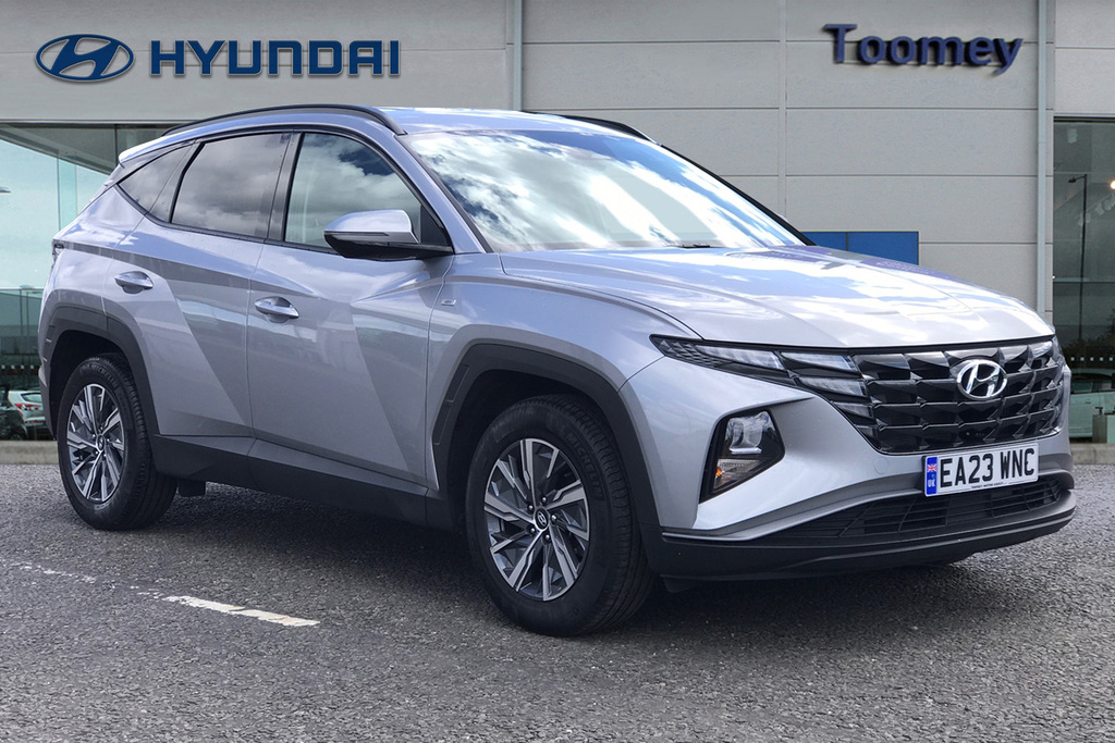 Compare Hyundai Tucson 1.6 T Gdi Mhev Se Connect Suv Hybrid Dc EA23WNC Silver