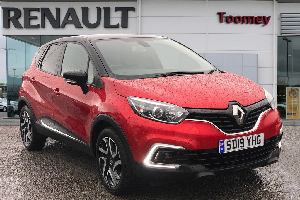 Compare Renault Captur 0.9 Tce Energy Iconic Suv SD19YHG Red