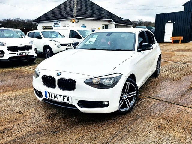 Compare BMW 1 Series 2.0 116D Sport 114 Bhp YL14TFX White
