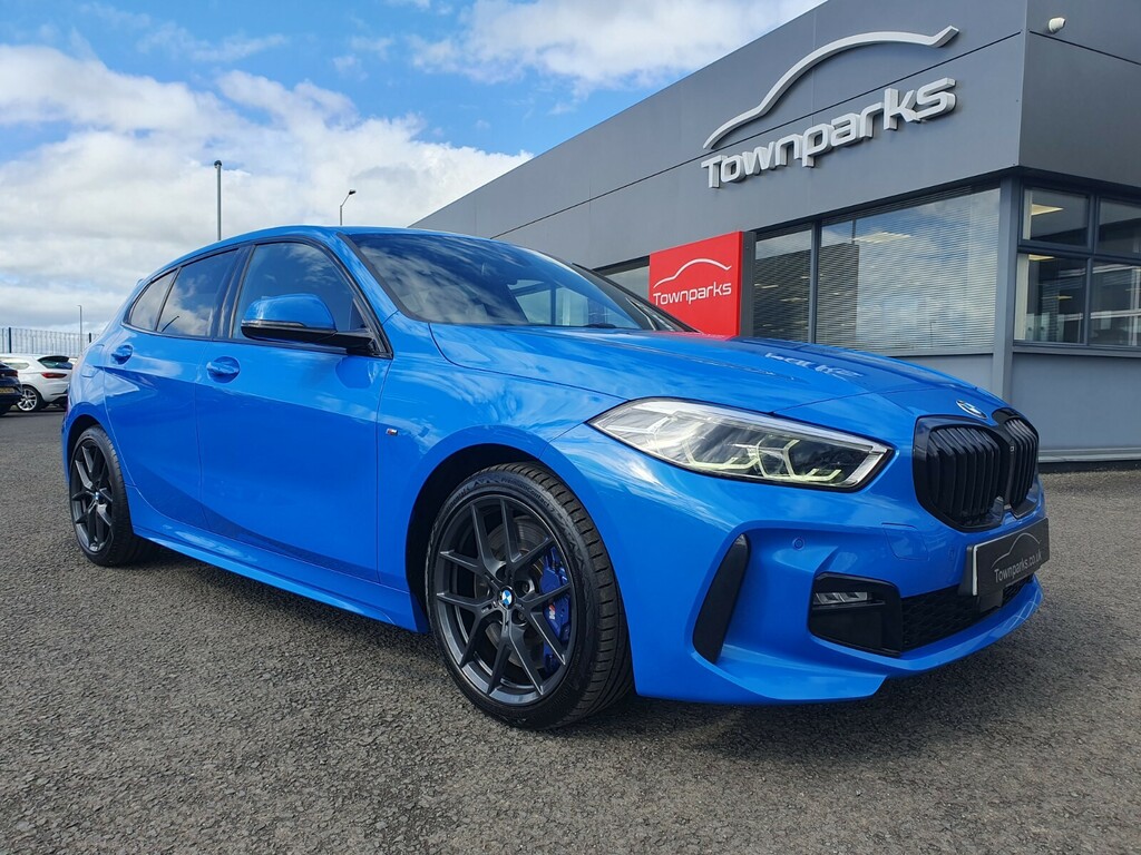 Compare BMW 1 Series 116D M Sport M Sport Pro Pack Full Bmw Service His YB71MRV Blue