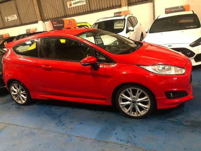 Compare Ford Fiesta 1.0 Zetec S 124 Bhp RF62DSO Red