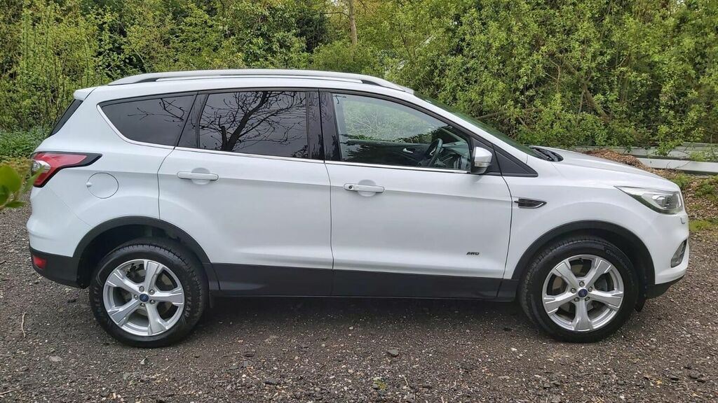 Compare Ford Kuga Suv EY68XVP White