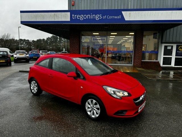 Compare Vauxhall Corsa 1.4L Active 74 Bhp WK68XOE Red