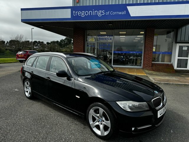 Compare BMW 3 Series 2.0L 320I Exclusive Edition Touring 168 Bhp LL11ENW Black