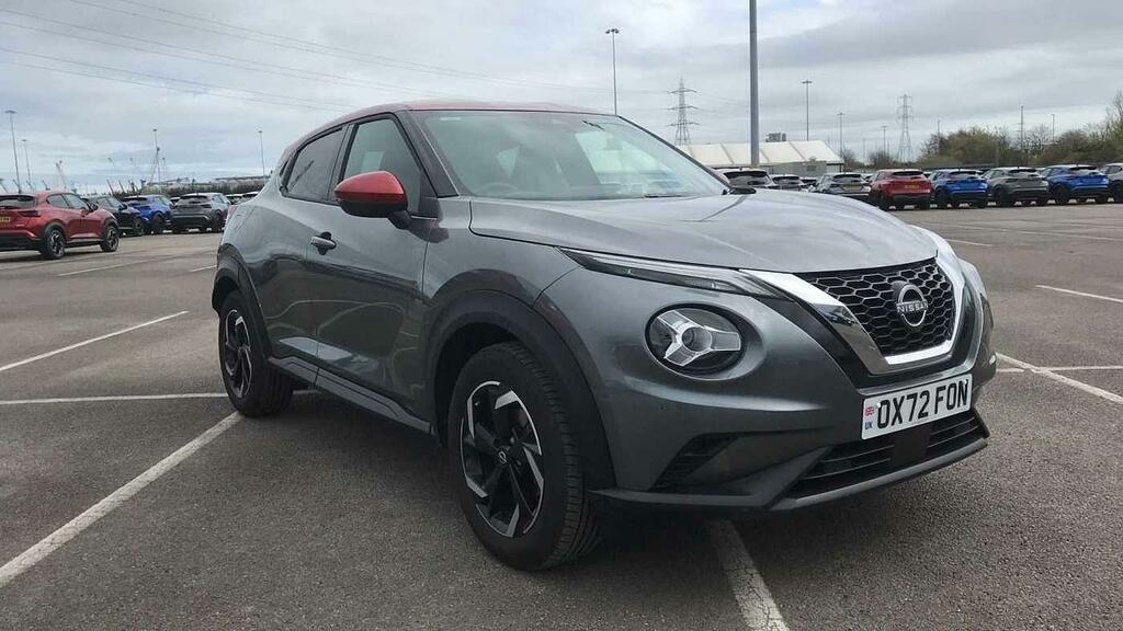 Compare Nissan Juke 1.0 Dig-t 114 N-connecta Two Tone Hatchback OX72FON Grey