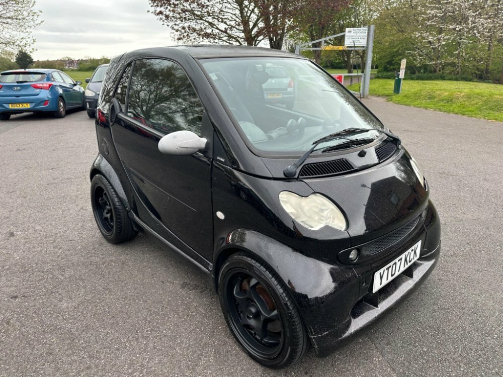 Compare Smart Fortwo 0.7 City Brabus YT07KCK Black