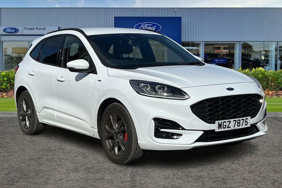 Compare Ford Kuga 1.5 Ecoboost 150 St-line Edition WGZ7875 White