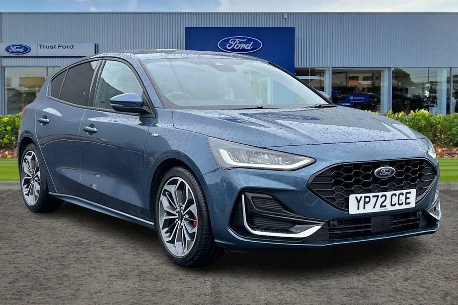 Compare Ford Focus 1.0 Ecoboost St-line Vignale YP72CCE Blue